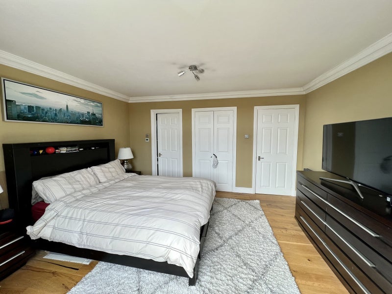 Room Hamilton Road in Greater London