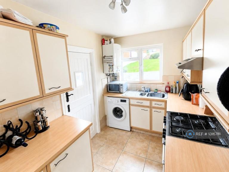 Room Bonnington Crescent in Nottingham