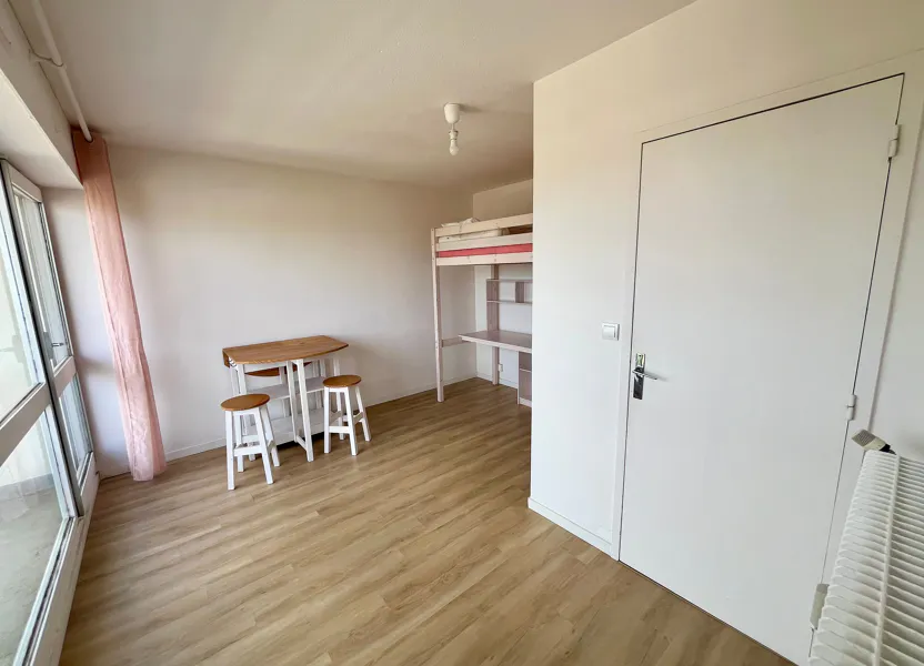Flat Rue Périnot in Bordeaux