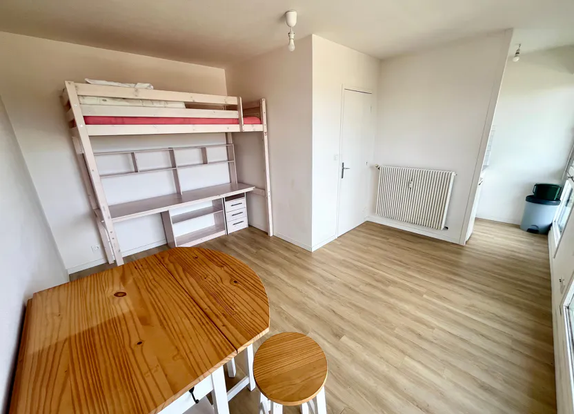 Flat Rue Périnot in Bordeaux