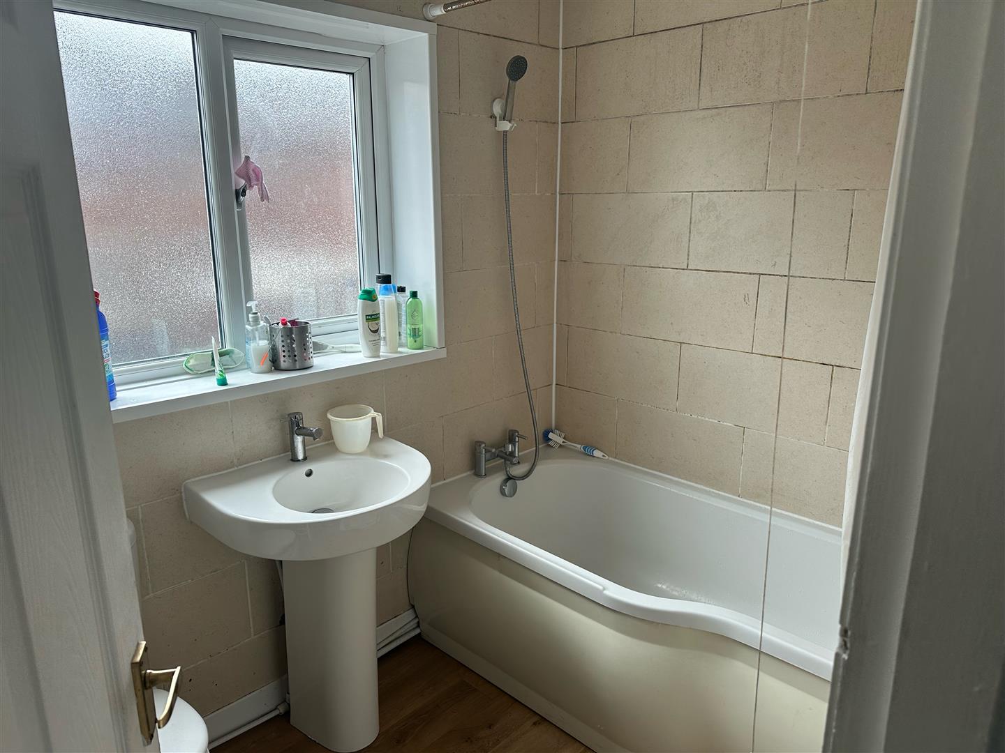 Flat Simonside Terrace in Newcastle upon Tyne