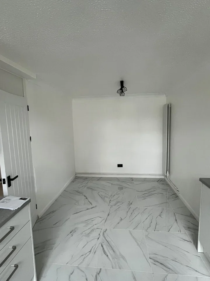 Flat Benson Close in Greater London