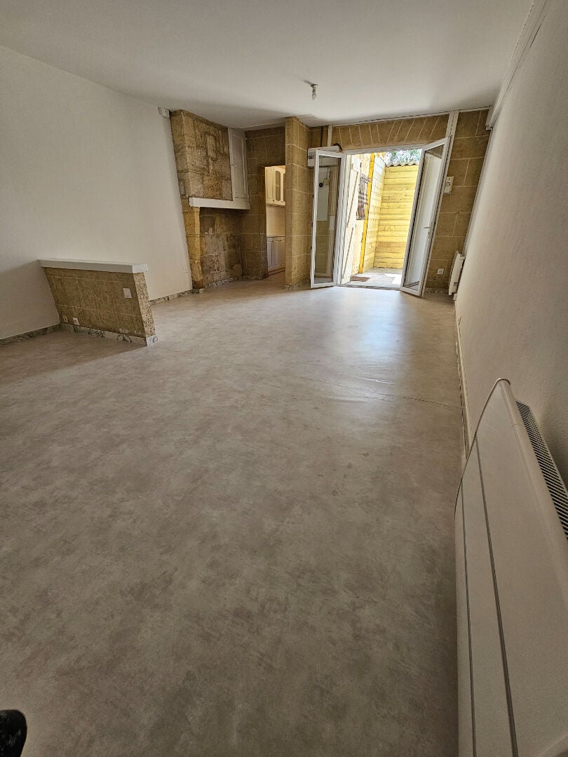 Flat Rue Cazenave in Bordeaux