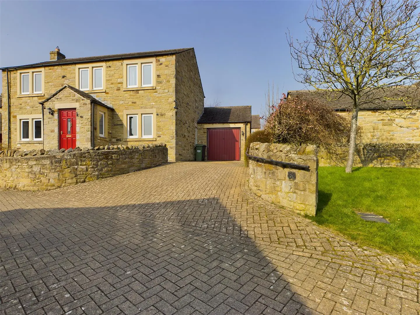 House Springfield Close in Leyburn