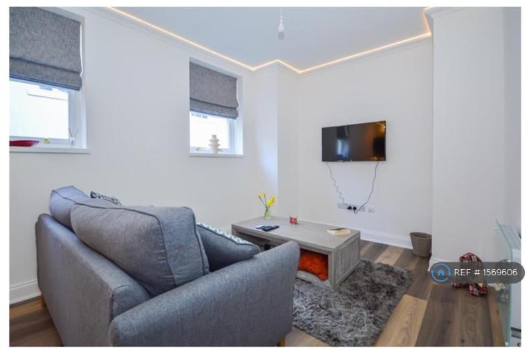 Flat South Parade in Wakefield