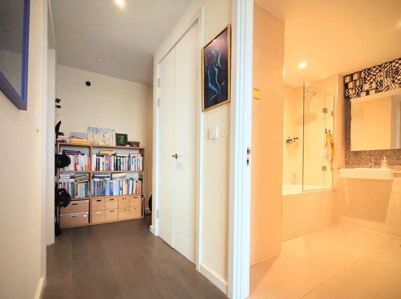 Flat York Way in Greater London