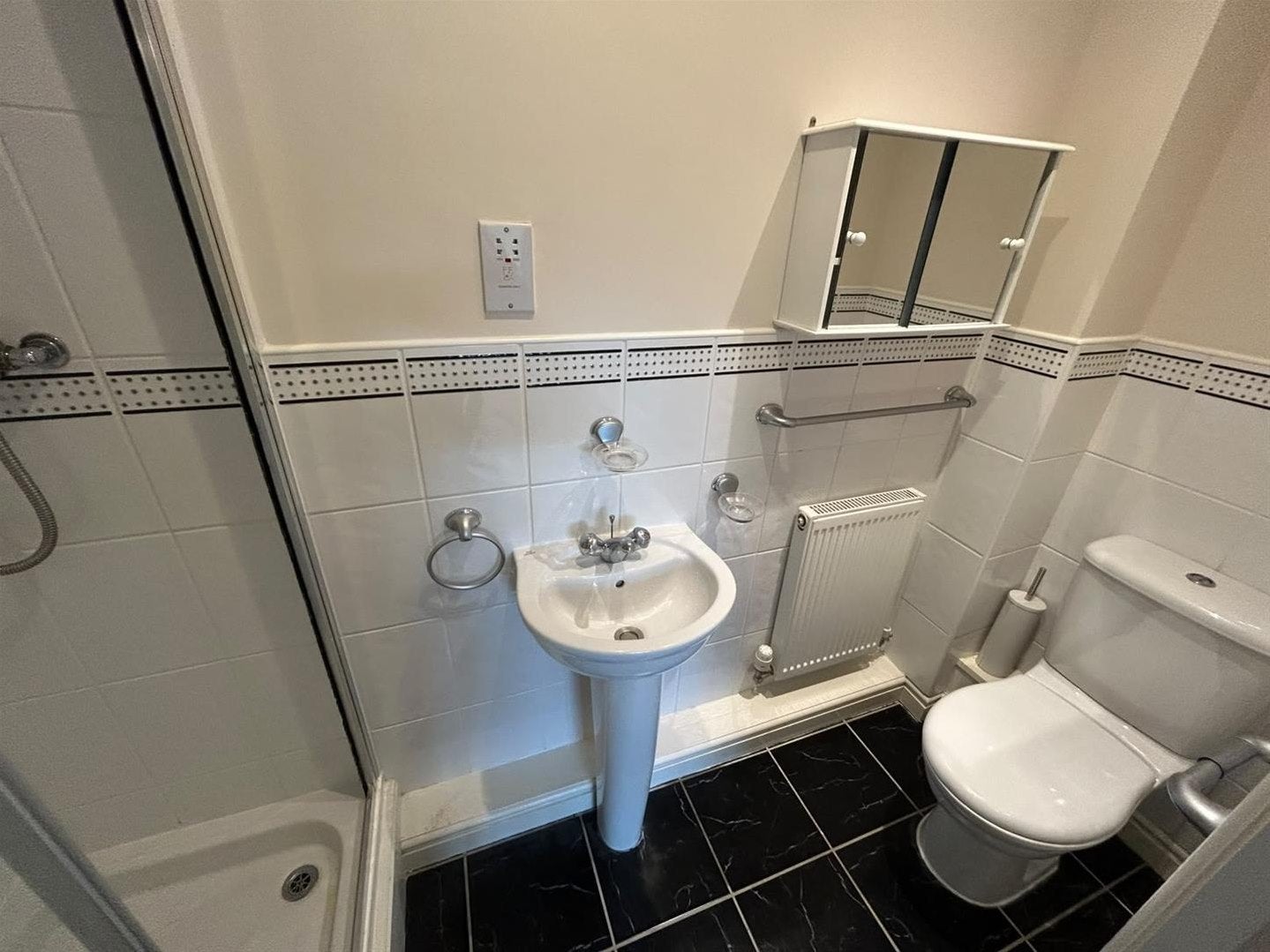 Flat Colwyn Crescent in Colwyn Bay