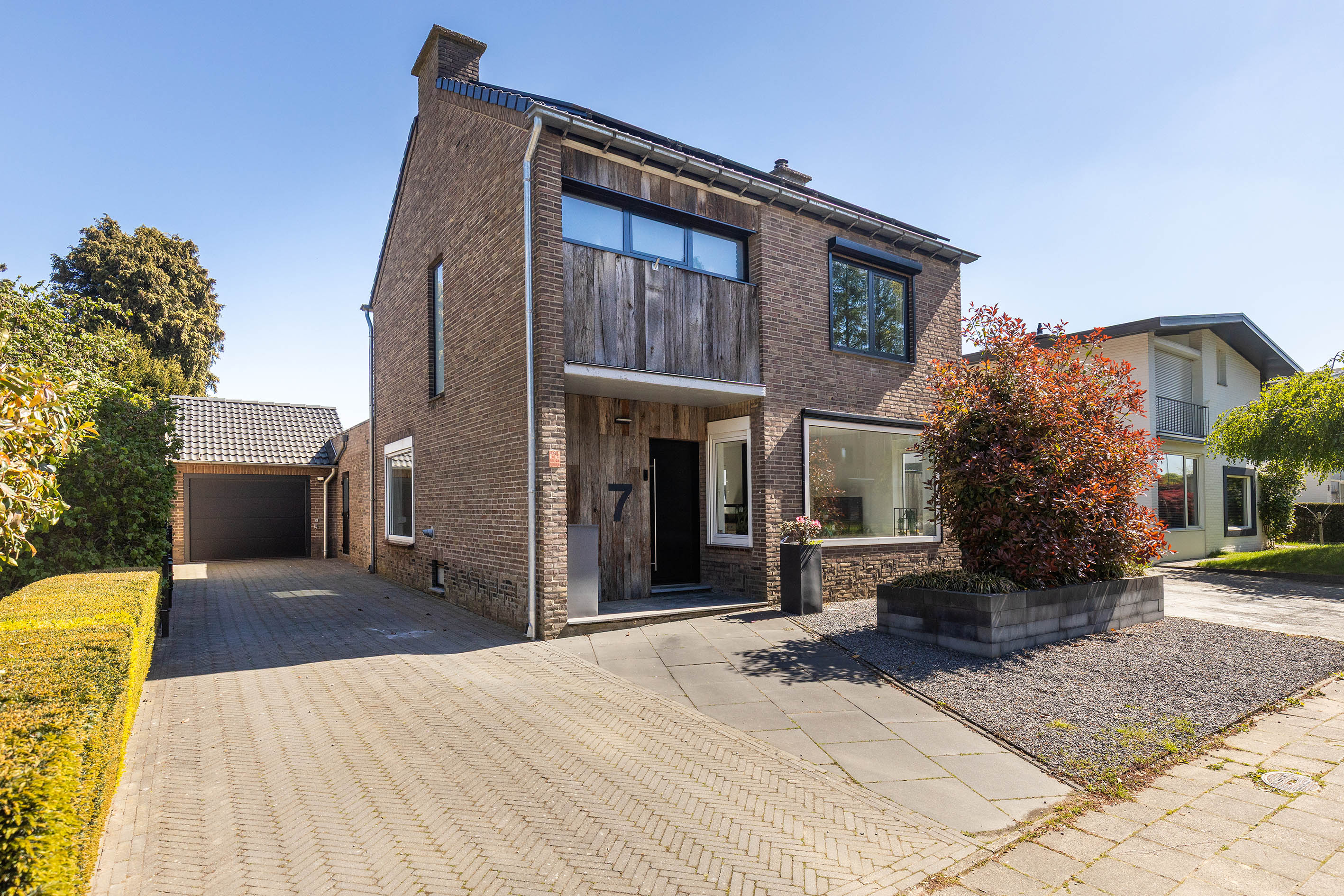 Huis Van Goghstraat 7 in Geleen