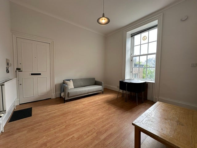 Flat Westburn Road in Aberdeen City