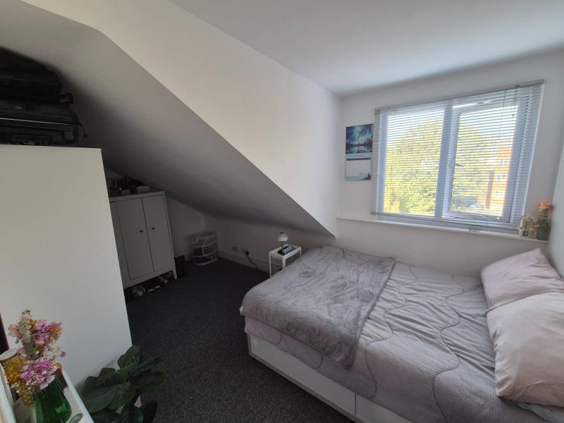 Room Baynes Street in Greater London