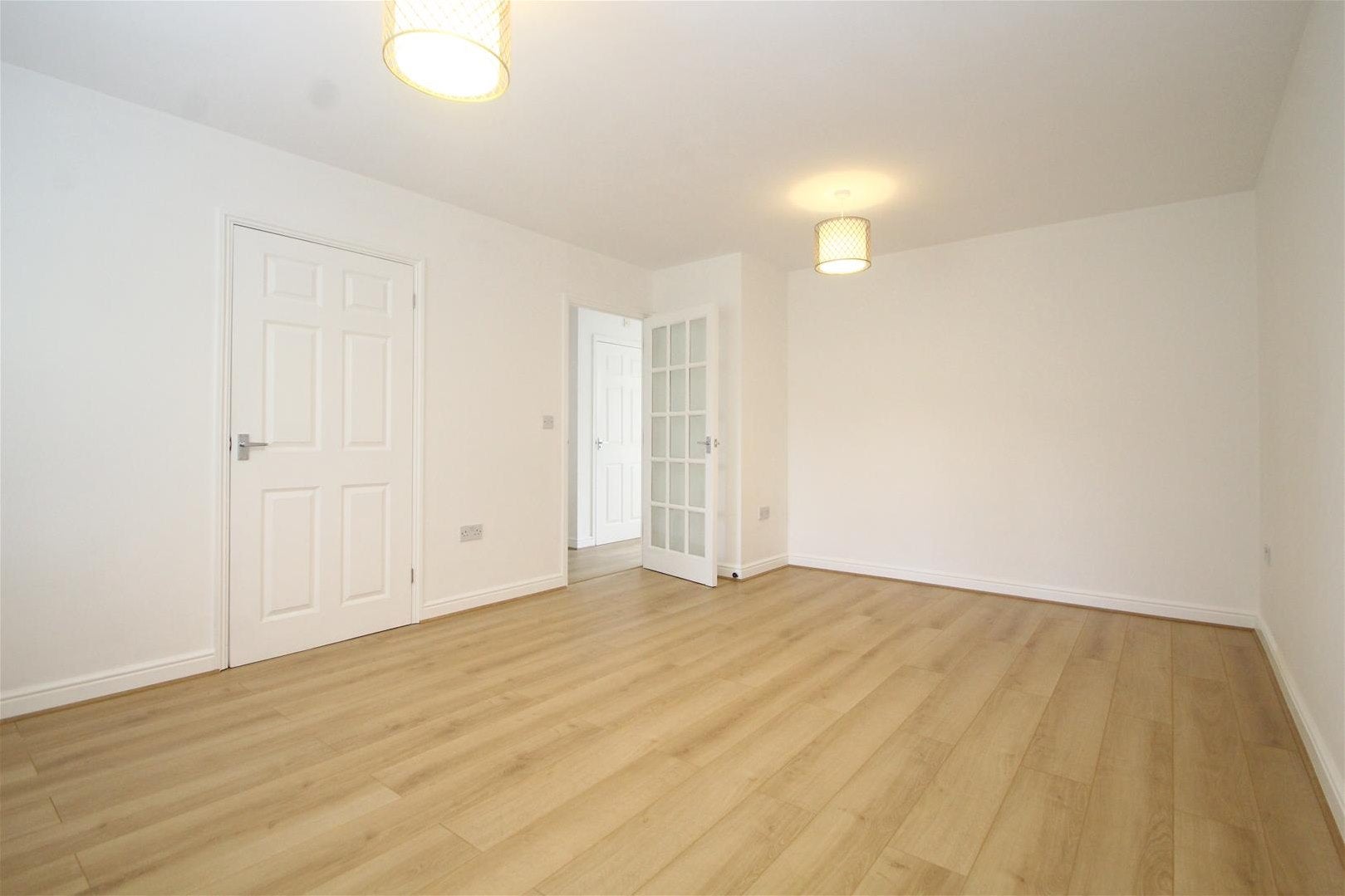 Flat Whitehead Way in Aylesbury