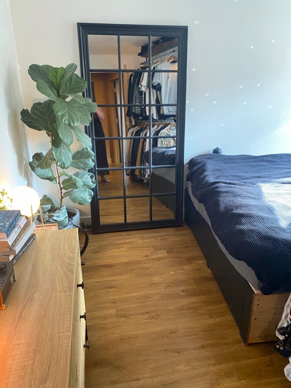 Room Mildmay Avenue in Greater London