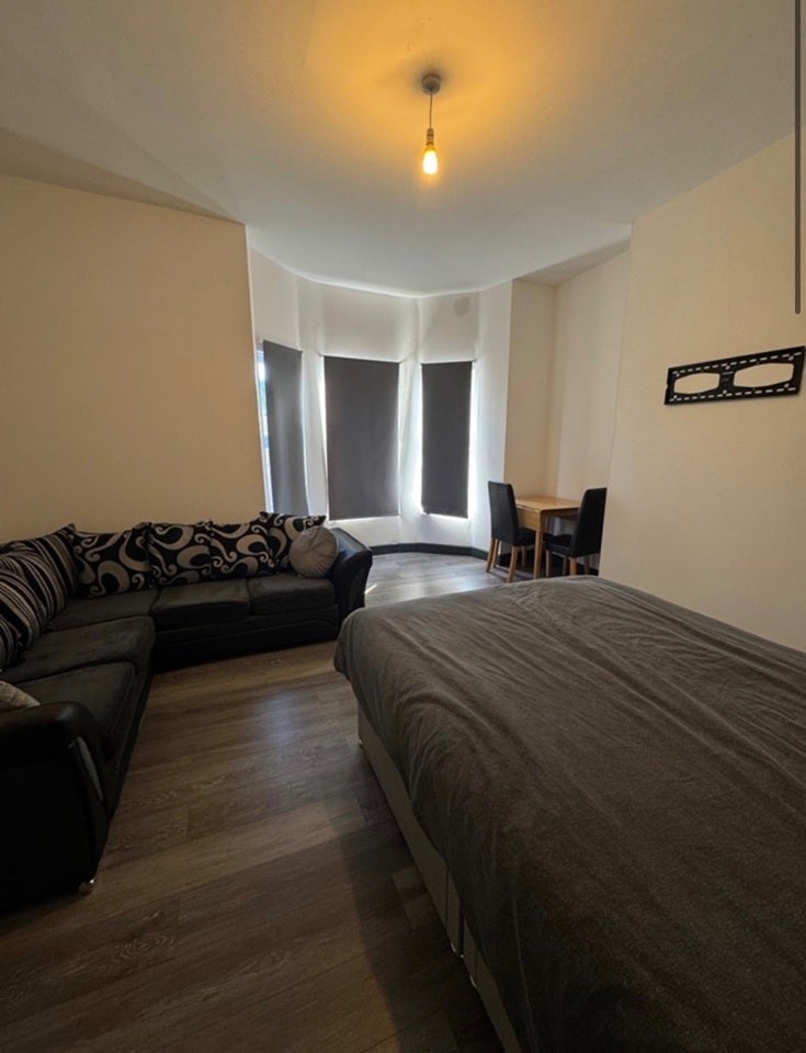 Room Horace Street in St Helens