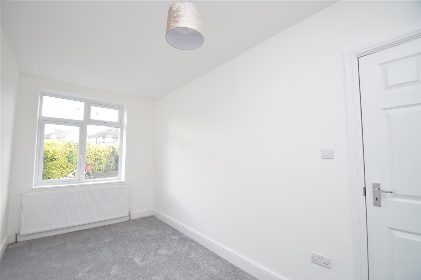 Flat Balmoral Road in Greater London