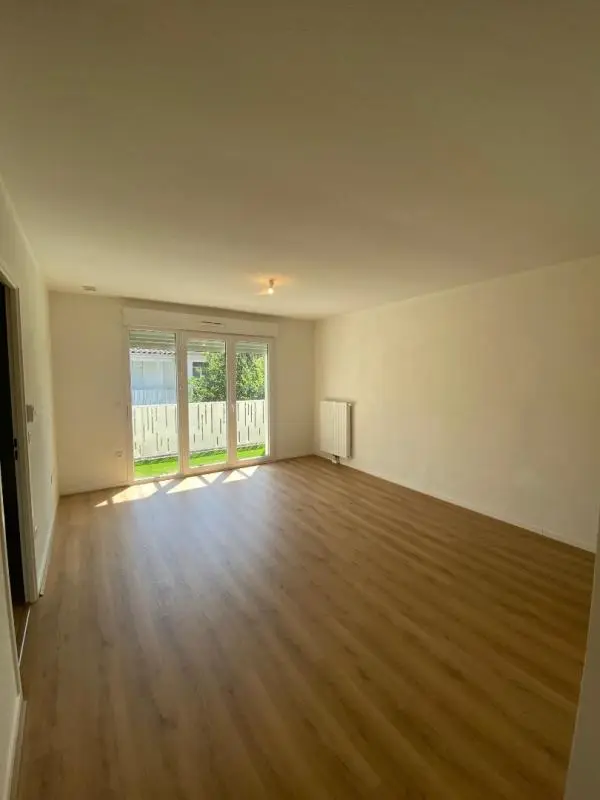 Appartement Allée de la Terre Vieille à Saint-Médard-en-Jalles