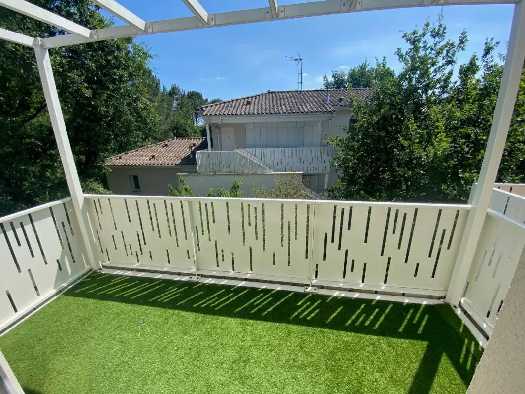 Appartement Allée de la Terre Vieille à Saint-Médard-en-Jalles