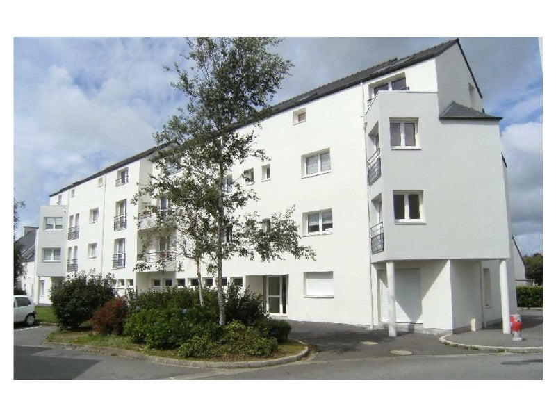 Flat Rue Maréchal Leclerc in Plabennec