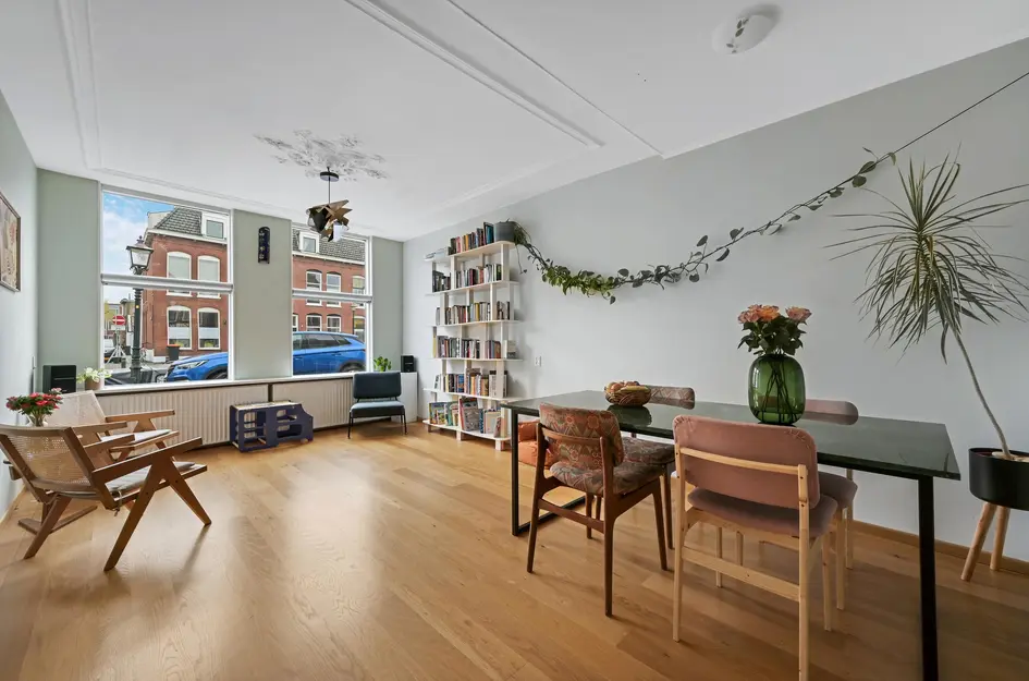 Tussenwoning te koop: Noordvliet 95, Maassluis