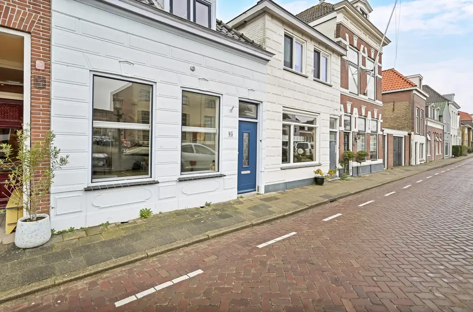 Tussenwoning te koop: Noordvliet 95, Maassluis