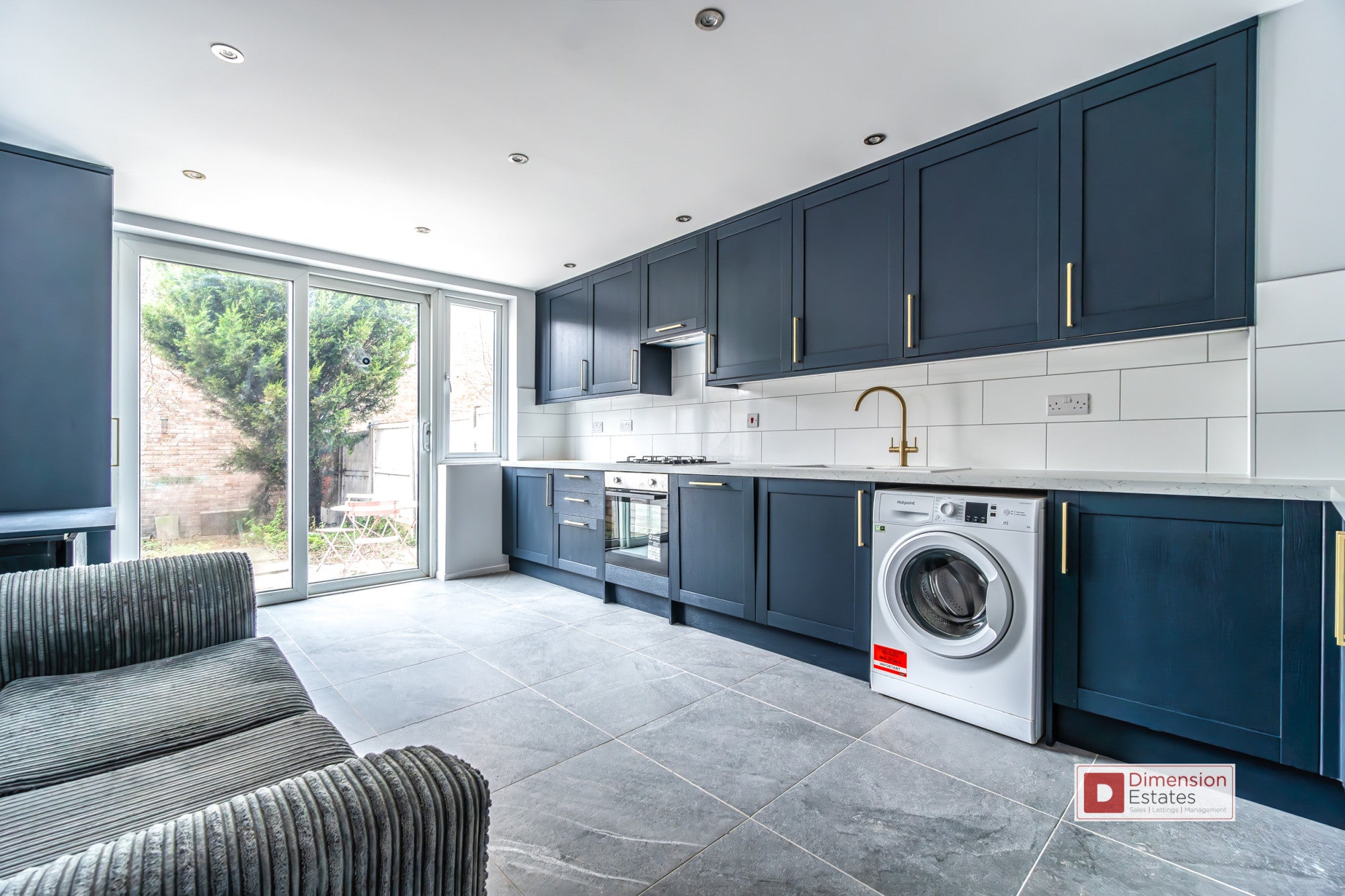 Flat Blackwell Close in Greater London