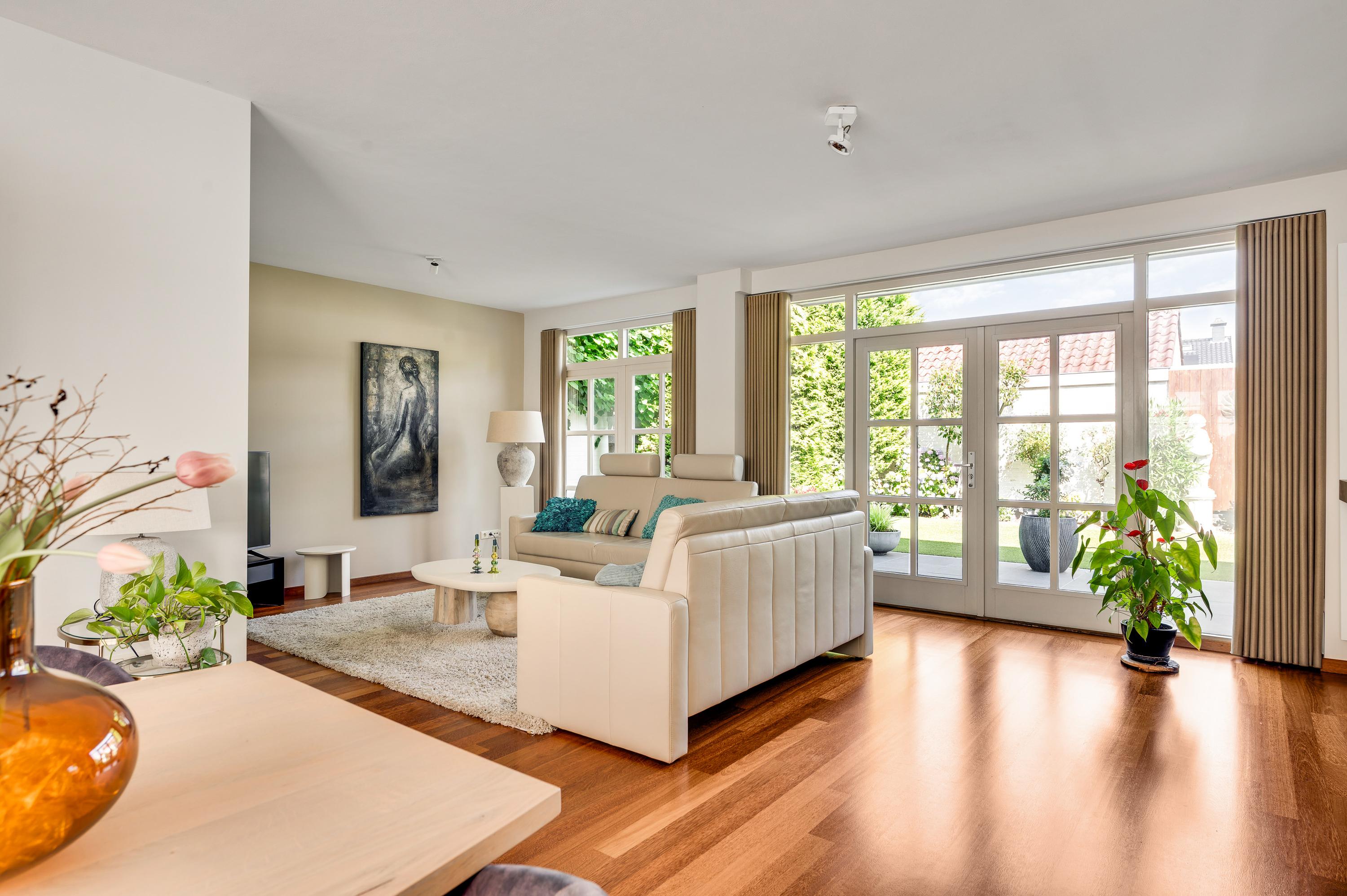 Vrijstaande woning te koop: Doctor Kuyperstraat 3, Weert
