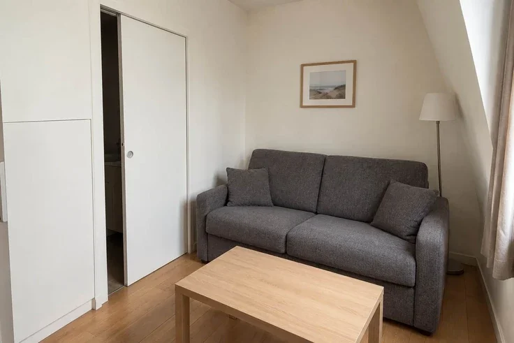 Flat Rue Delambre in Paris