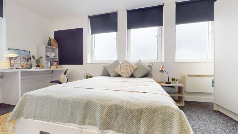 Room Mount Street in Nottingham