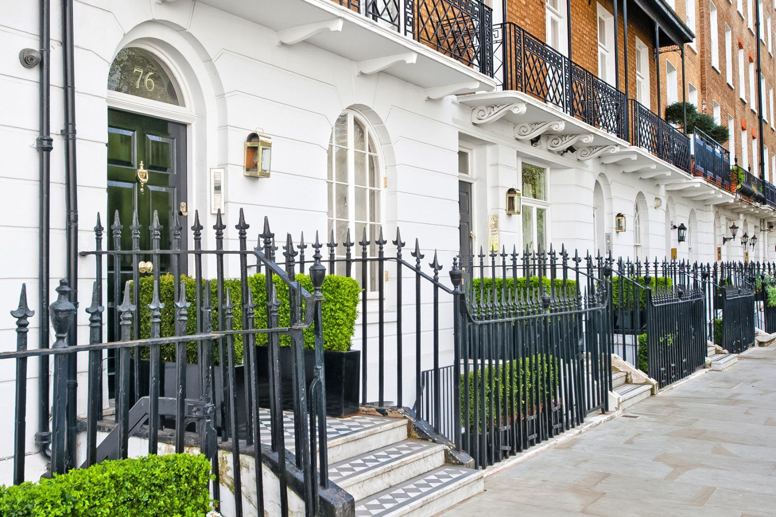 Flat Cadogan Place in Greater London