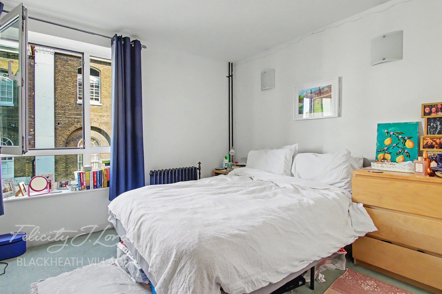 Flat Hopton Road in Greater London