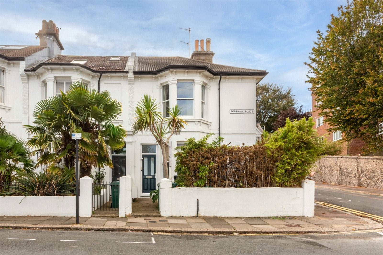 Flat Port Hall Avenue in Brighton