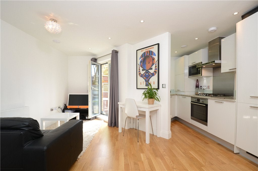 Flat Wild's Rents in Greater London