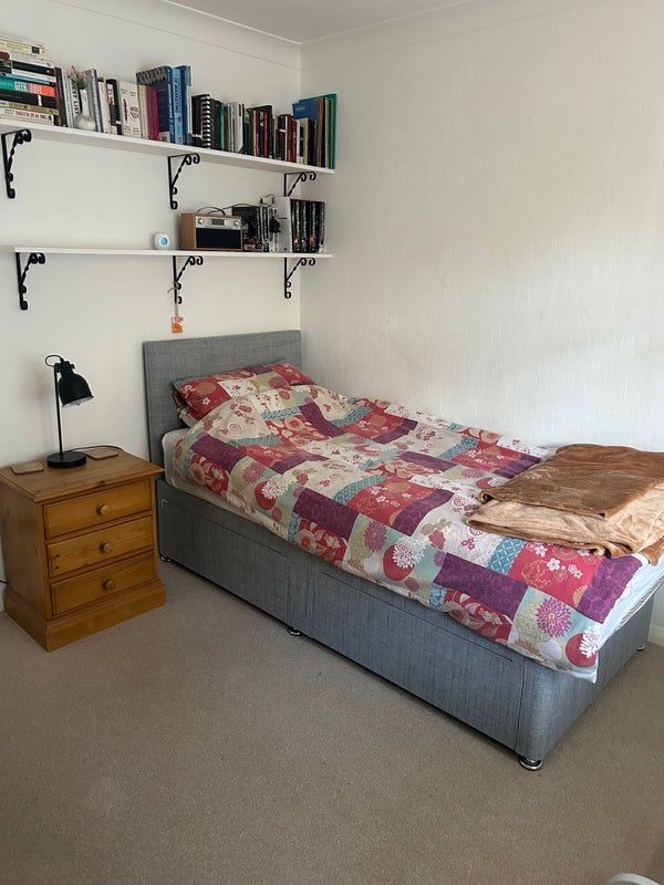 Room Bosley Way in Christchurch
