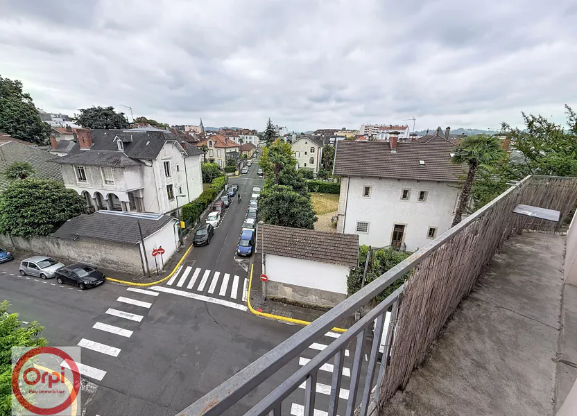Flat Rue Rauski in Pau