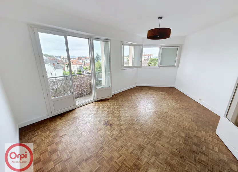 Flat Rue Rauski in Pau