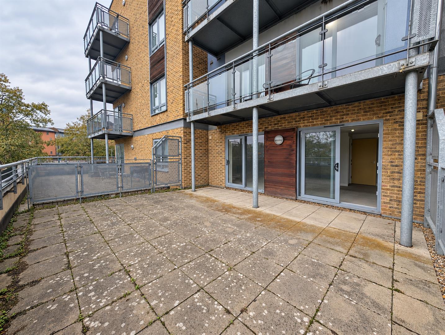 Flat Wivenhoe Trail in Colchester