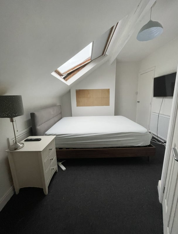 Room Talbot Mount in Leeds