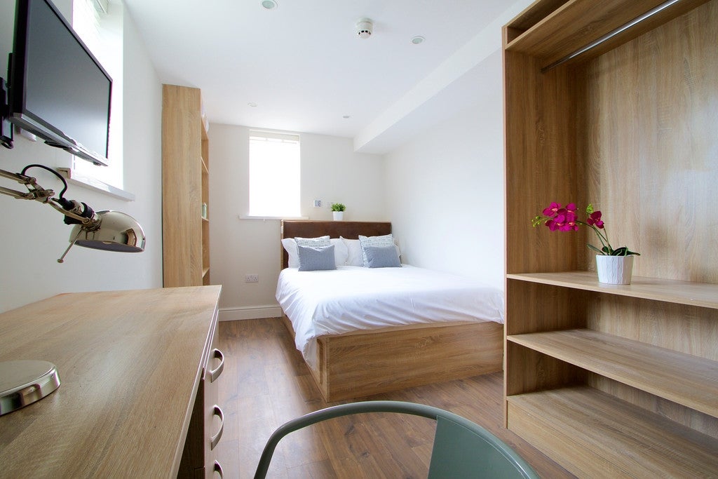 Room Peel Street in Nottingham