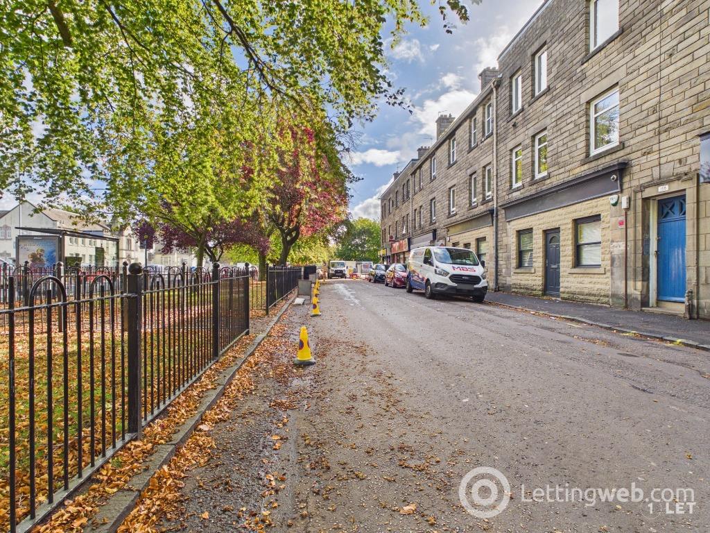 Flat Balgreen Road in City of Edinburgh