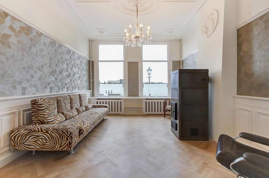 Tussenwoning te koop: Buiten Walevest 10, Dordrecht