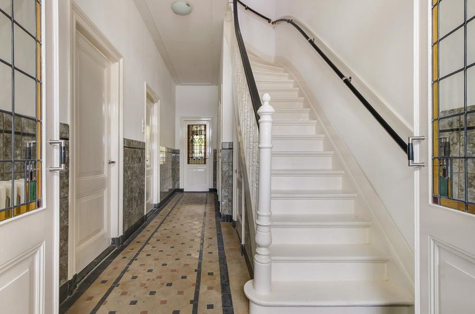 Tussenwoning te koop: Buiten Walevest 10, Dordrecht