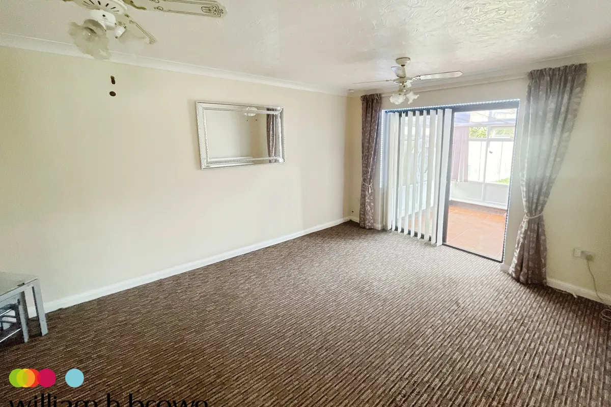 House Bawdsey Close in Clacton-on-Sea