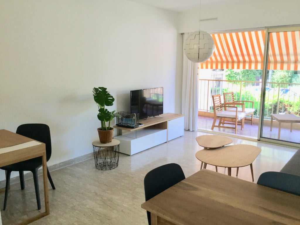 Flat Avenue de la Croix des Gardes in Cannes