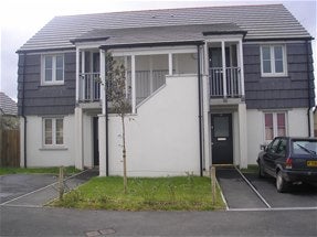 Flat Slate Close in Delabole