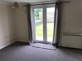 Flat Slate Close in Delabole