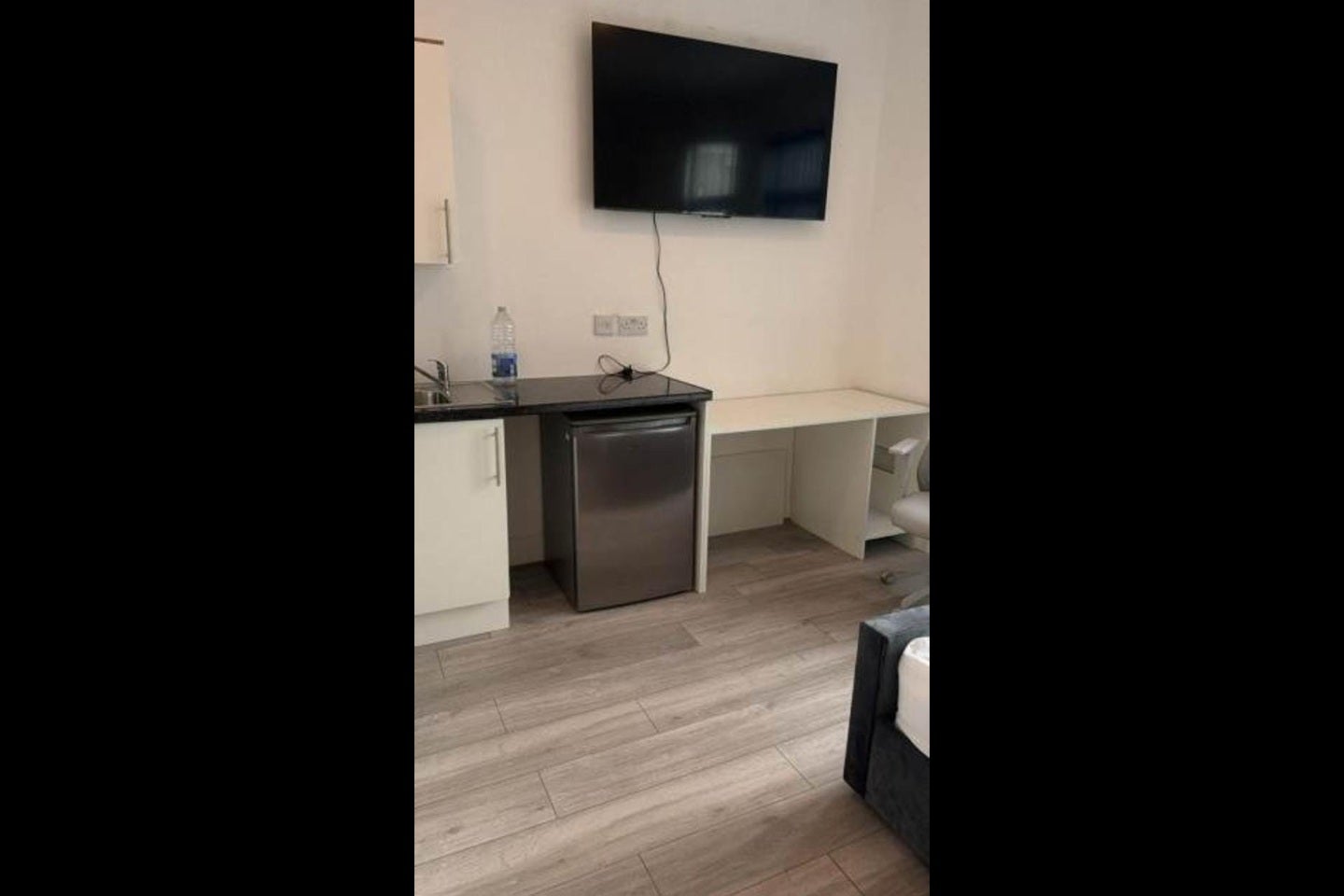Room Uxbridge Road in Greater London