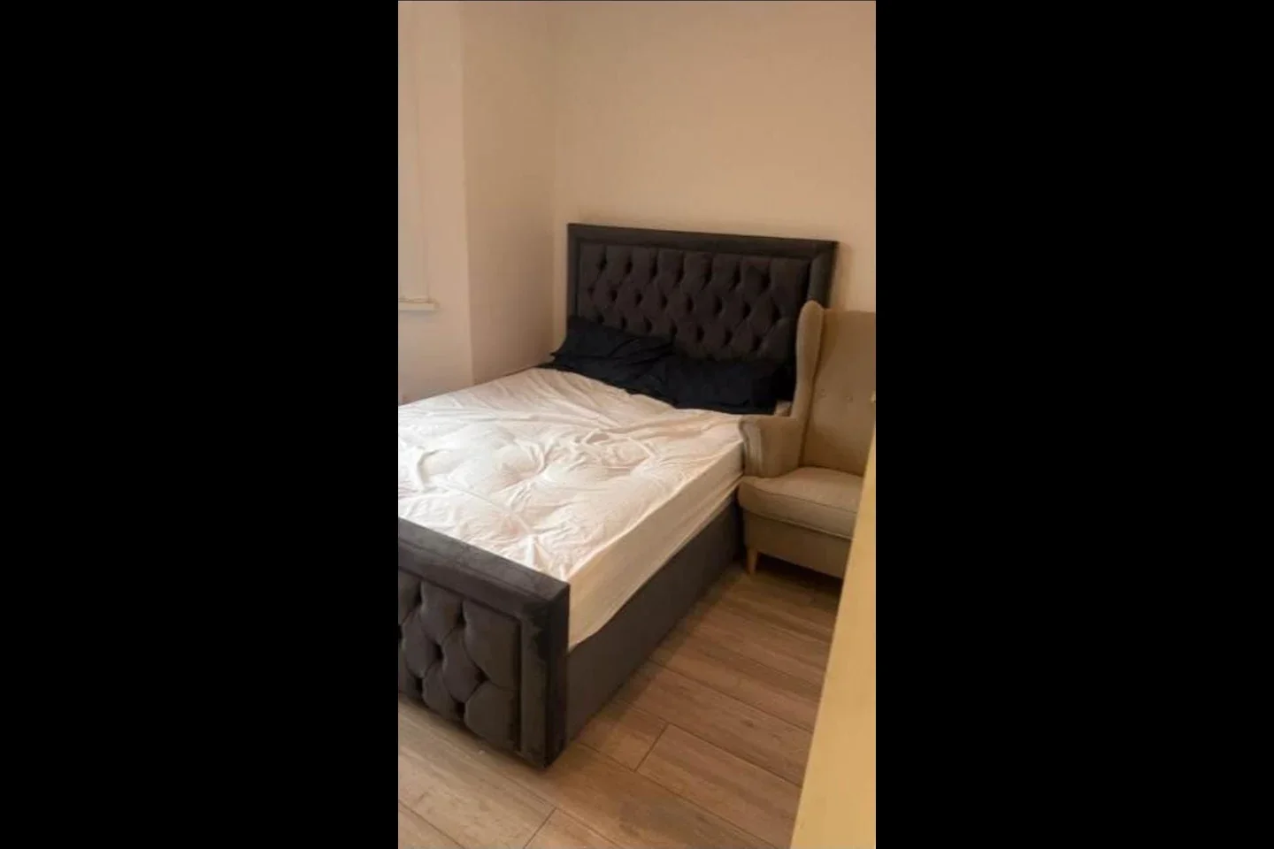 Room Uxbridge Road in Greater London