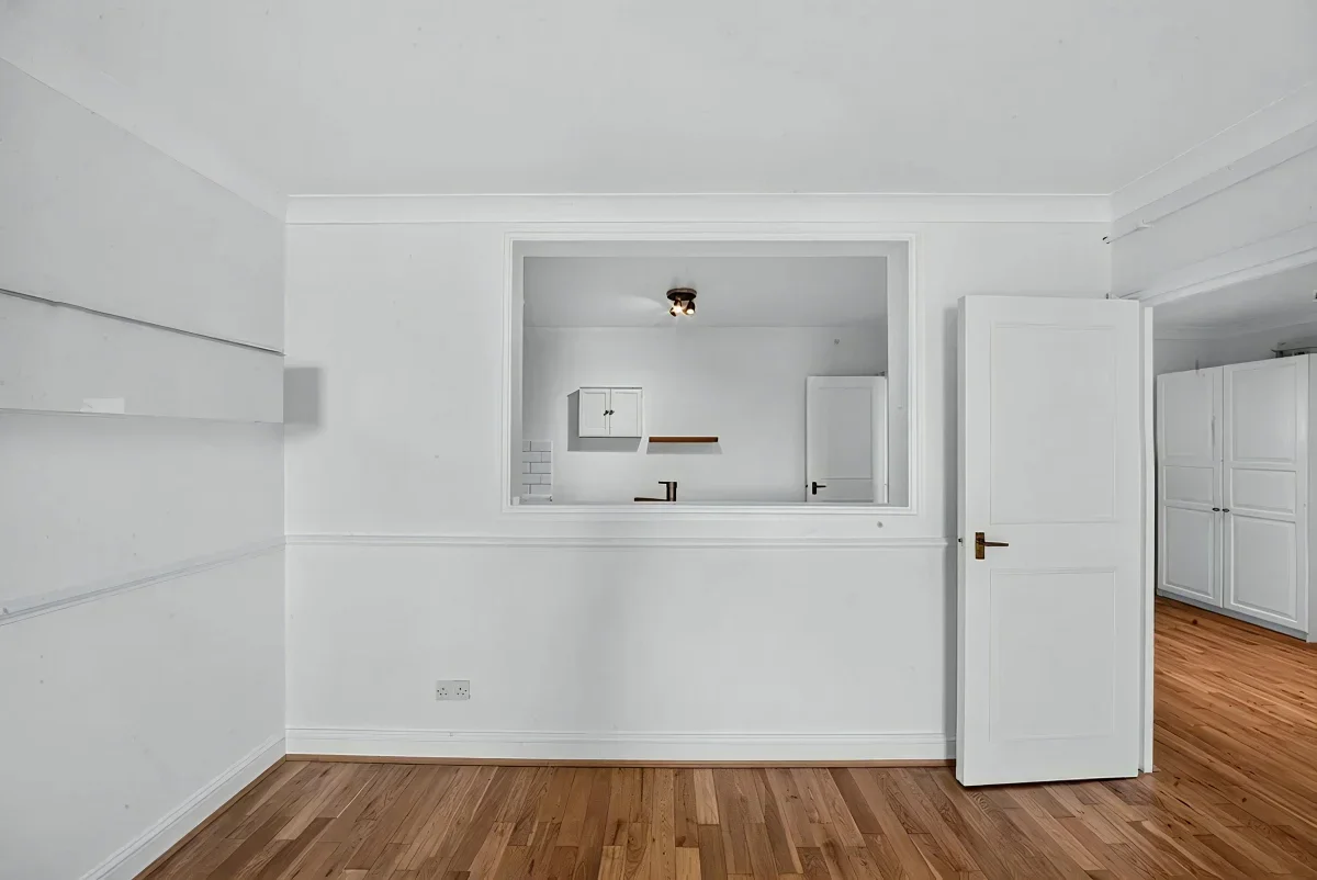 Flat Blissett Street in Greater London