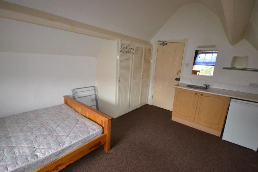 Room Springfield Road in Leicester