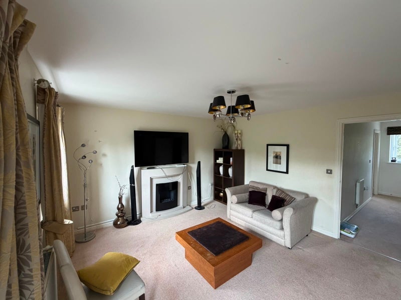 Room Oval View in Middlesbrough