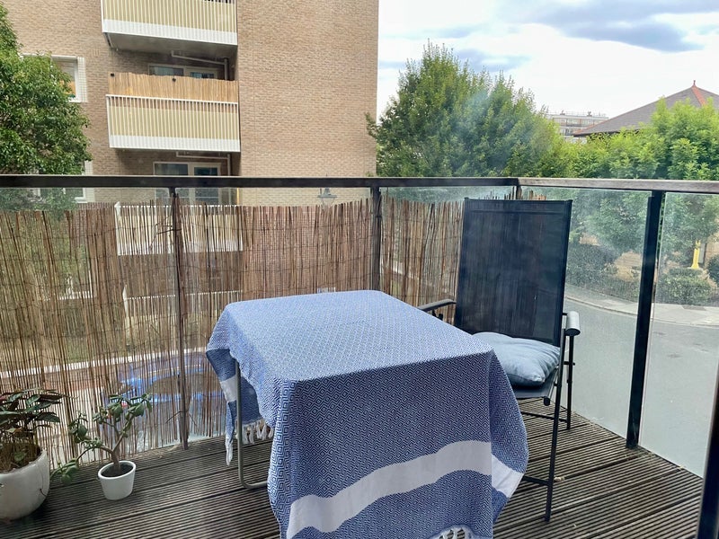 Room Haven Way in Greater London
